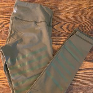 Bear Complex Leggings